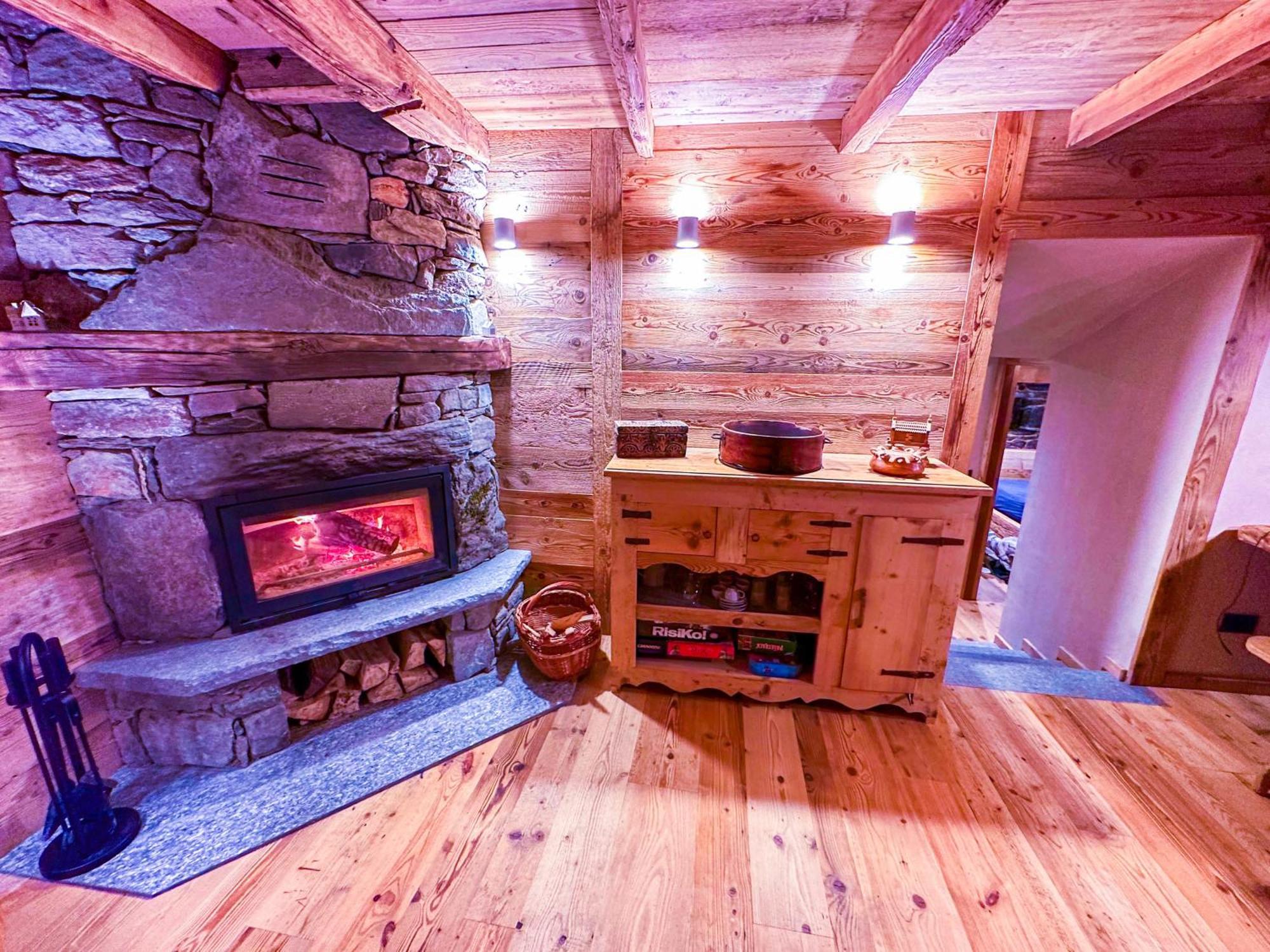 Joivy Modern Family Chalet With Stunning Mountain Views Champoluc Exteriér fotografie